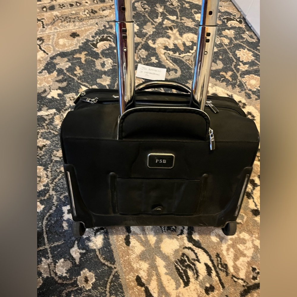 Tumi 'Arrive - LaGuardia' Wheeled Briefcase - Picture 6 of 9